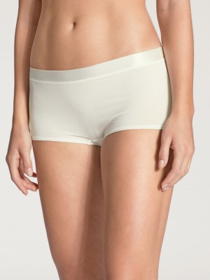 Ropa Interior Calida Cate Shorty Regular Cut Mujer Alabaster Crème | 6932HMUGJ